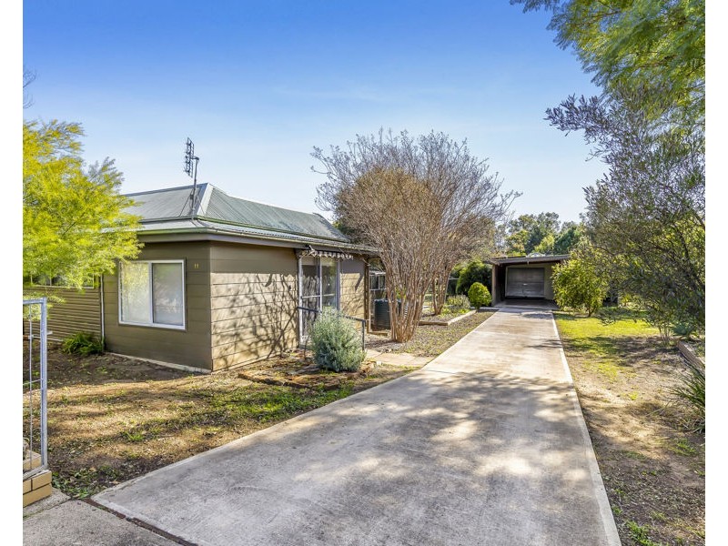 11 Finch Street, Bingara NSW 2404
