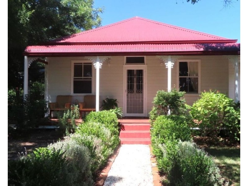 12 Dinoga Street, Bingara NSW 2404