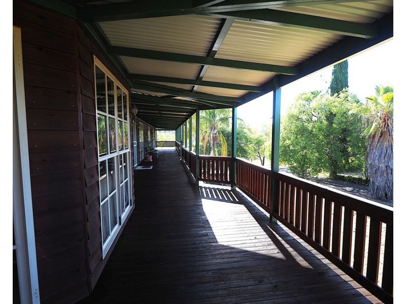 8 White Street, Bingara NSW 2404