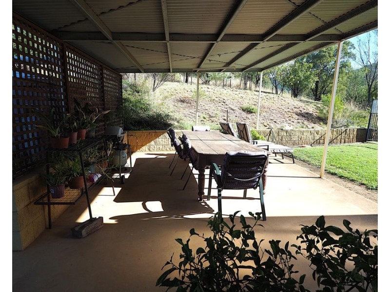 8 White Street, Bingara NSW 2404