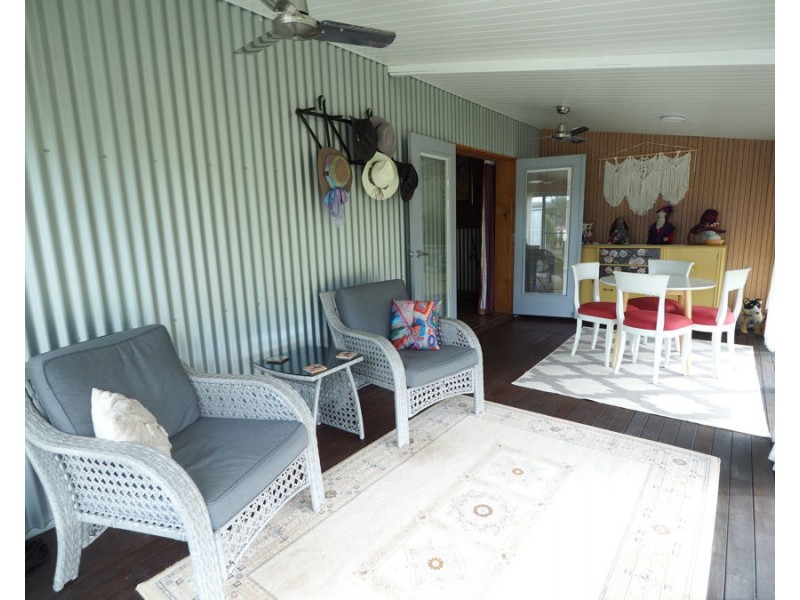 8 East Street, Bingara NSW 2404