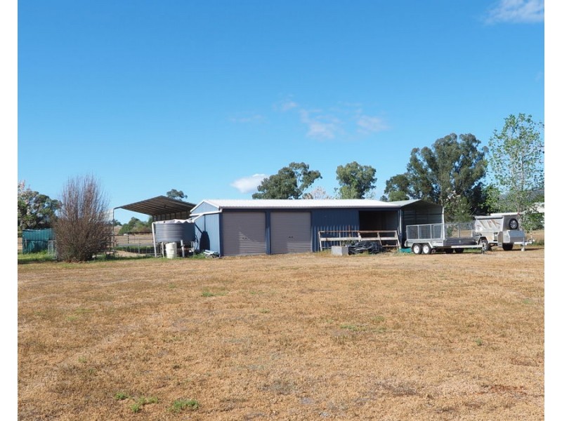 8 Cunningham Street, Bingara NSW 2404