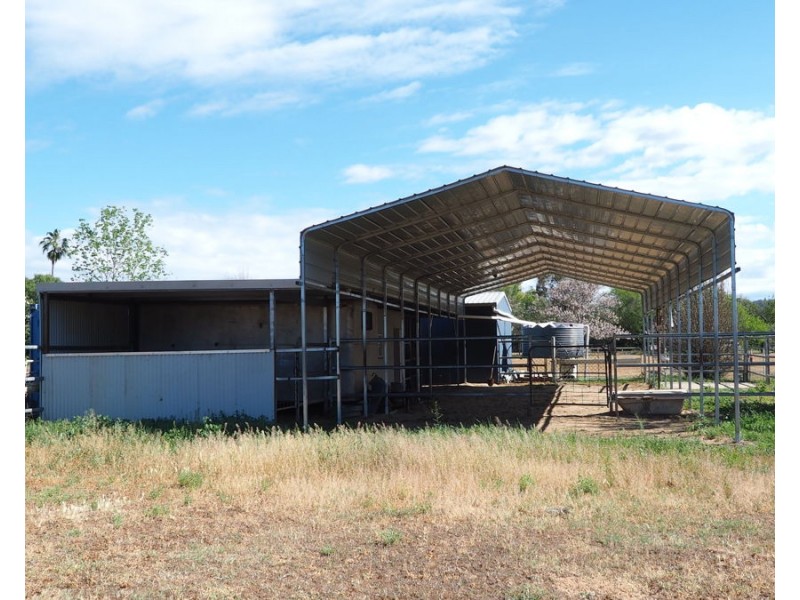 8 Cunningham Street, Bingara NSW 2404