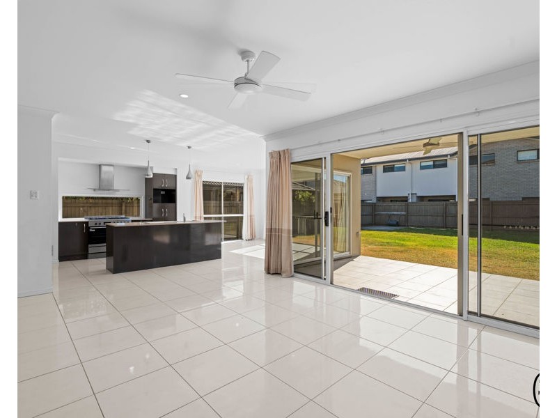 25 Wyatt Crescent, Mango Hill QLD 4509