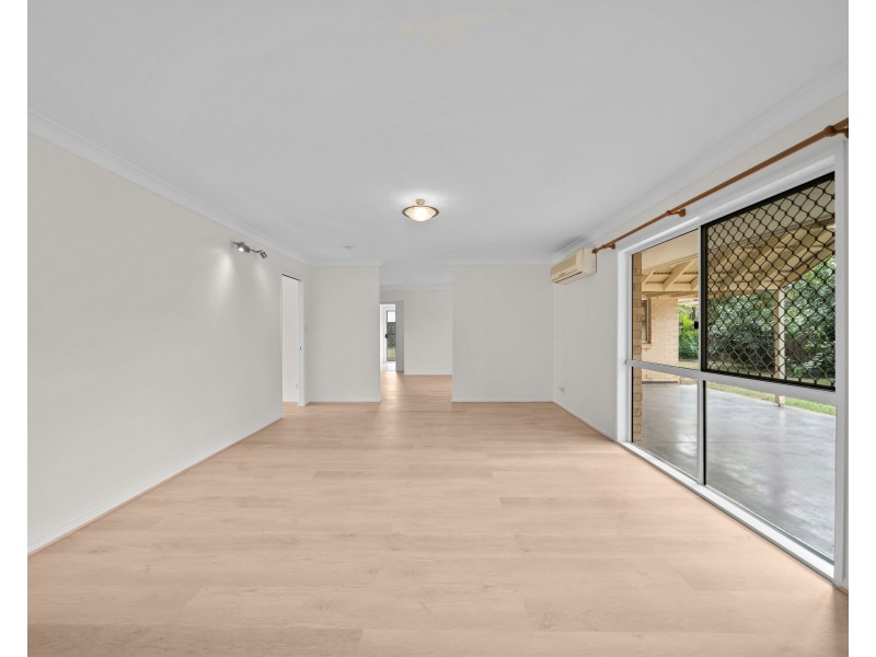 2 Spring Close, Calamvale QLD 4116