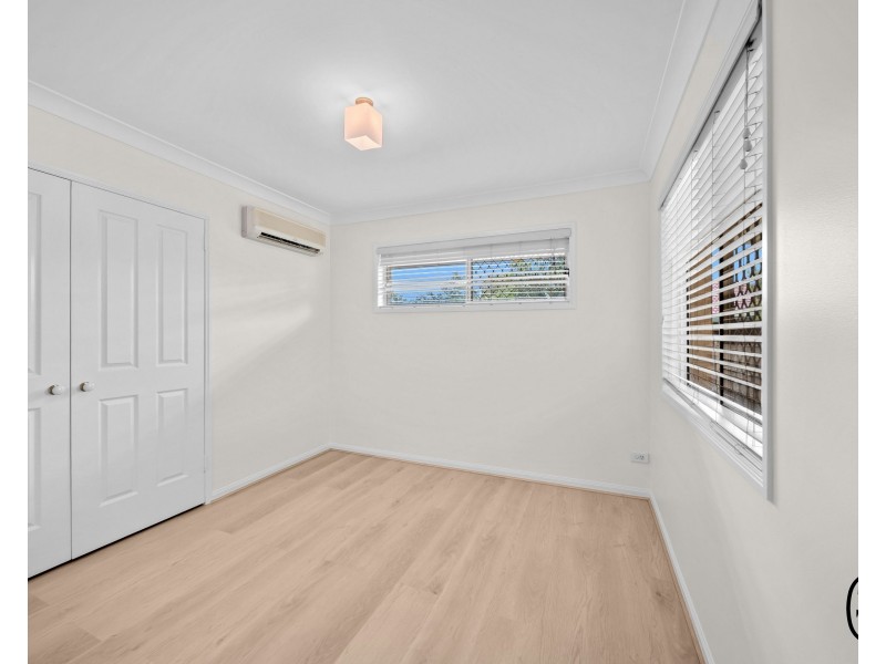 2 Spring Close, Calamvale QLD 4116