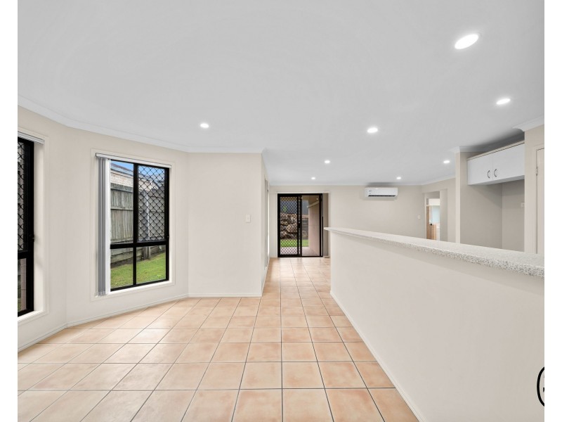 5 Killarney Place, Parkinson QLD 4115