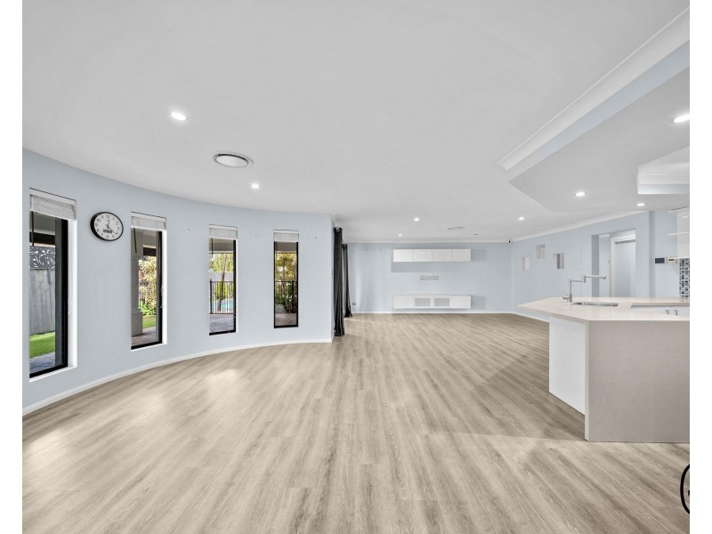5 Applegum Crescent, Thornlands QLD 4164