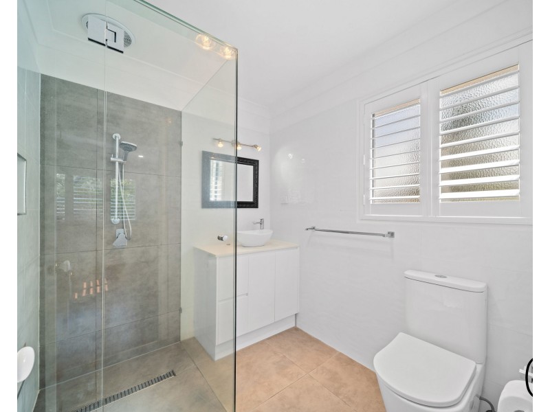 33 Cottonwood Crescent, Calamvale QLD 4116