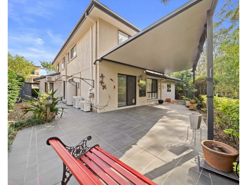 33 Cottonwood Crescent, Calamvale QLD 4116