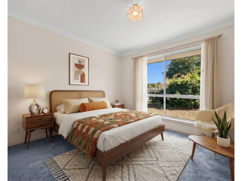 28 Azalea Crescent, Calamvale QLD 4116