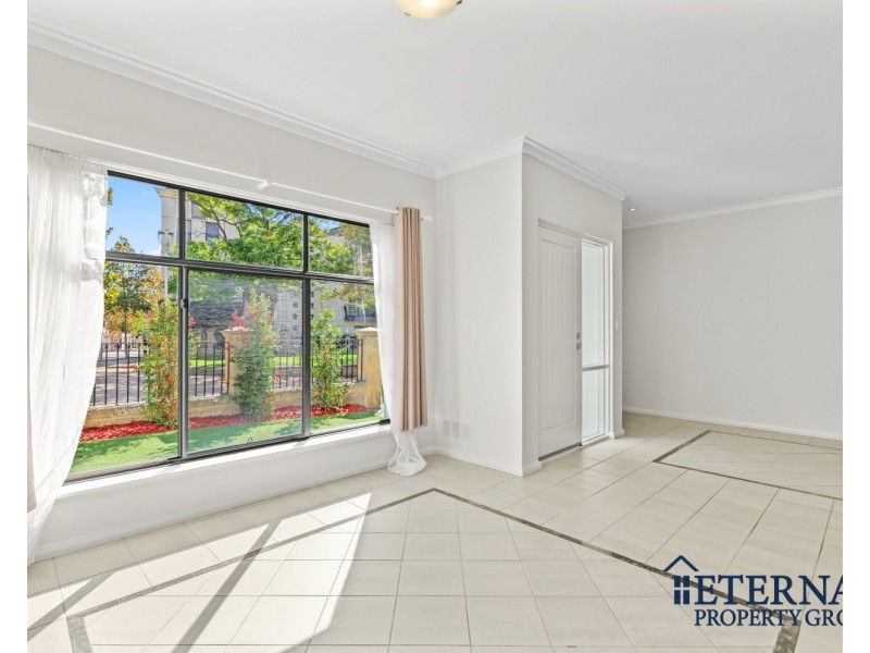 18 Haig Park Circle, East Perth WA 6004