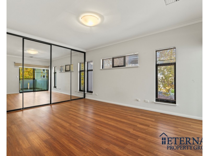 18 Haig Park Circle, East Perth WA 6004