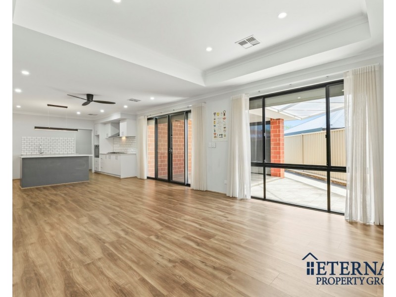 4 Calidris Crescent, Harrisdale WA 6112
