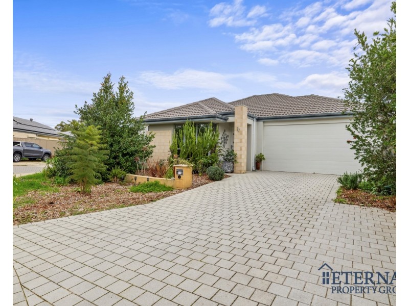15 Castello Crescent, Byford WA 6122