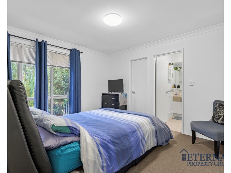 15 Castello Crescent, Byford WA 6122