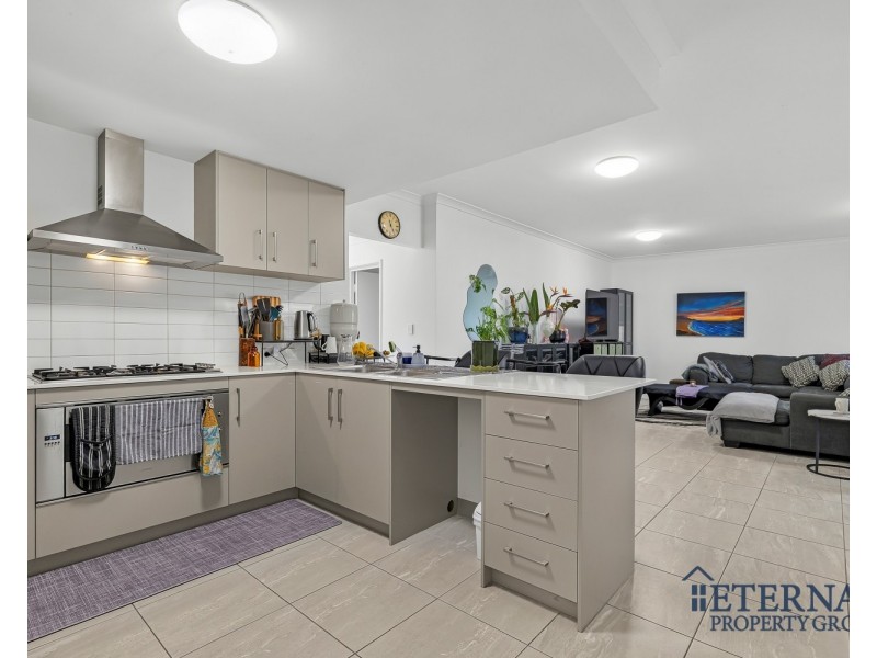 15 Castello Crescent, Byford WA 6122