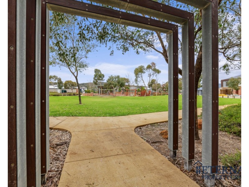 15 Castello Crescent, Byford WA 6122