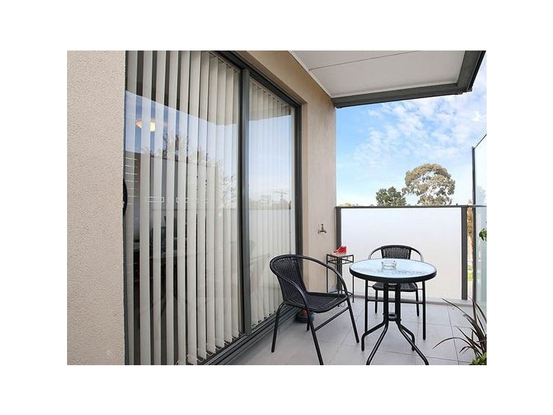 8/23 EDITH STREET, Dandenong VIC 3175