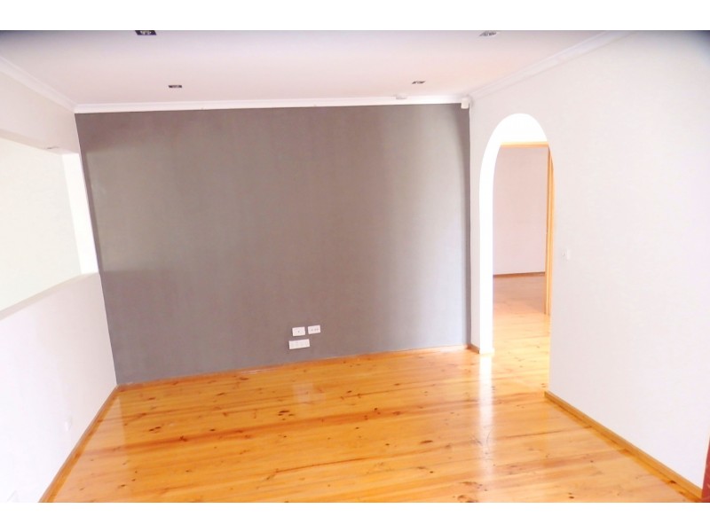 9 SAPPHIRE DRIVE, Hampton Park VIC 3976