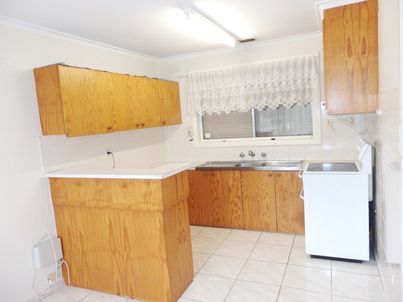 49 YARRAMAN ROAD, Noble Park VIC 3174