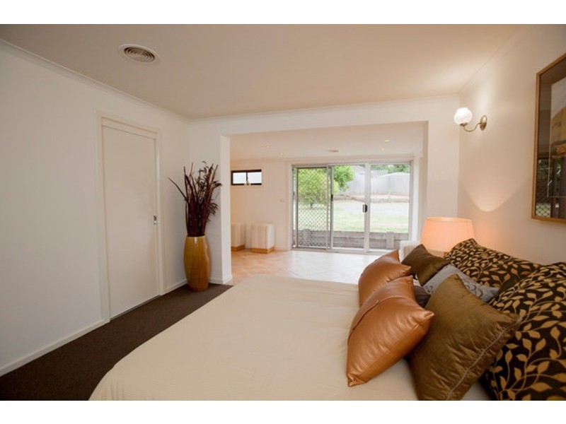 23 Allison Avenue, Eumemmerring VIC 3177