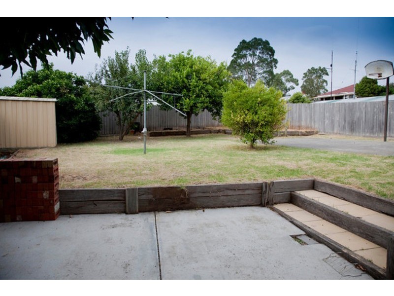 23 Allison Avenue, Eumemmerring VIC 3177