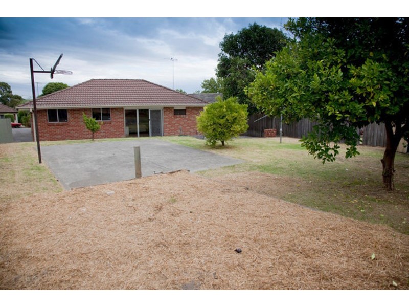 23 Allison Avenue, Eumemmerring VIC 3177