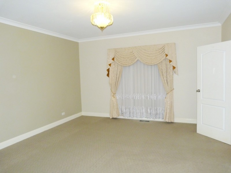 1A Smithfield Court, Keysborough VIC 3173