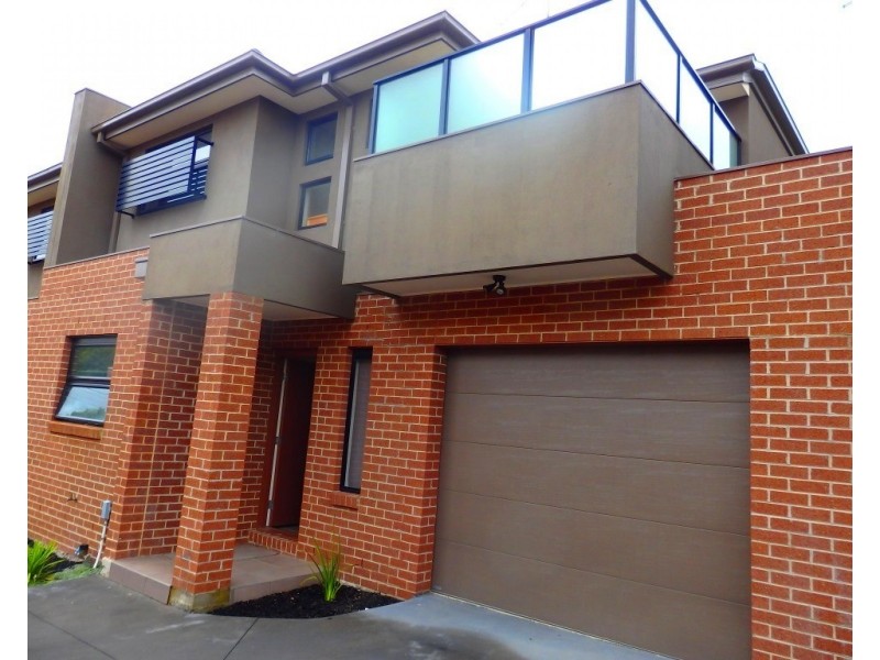 3/28 Burrows Avenue, Dandenong VIC 3175