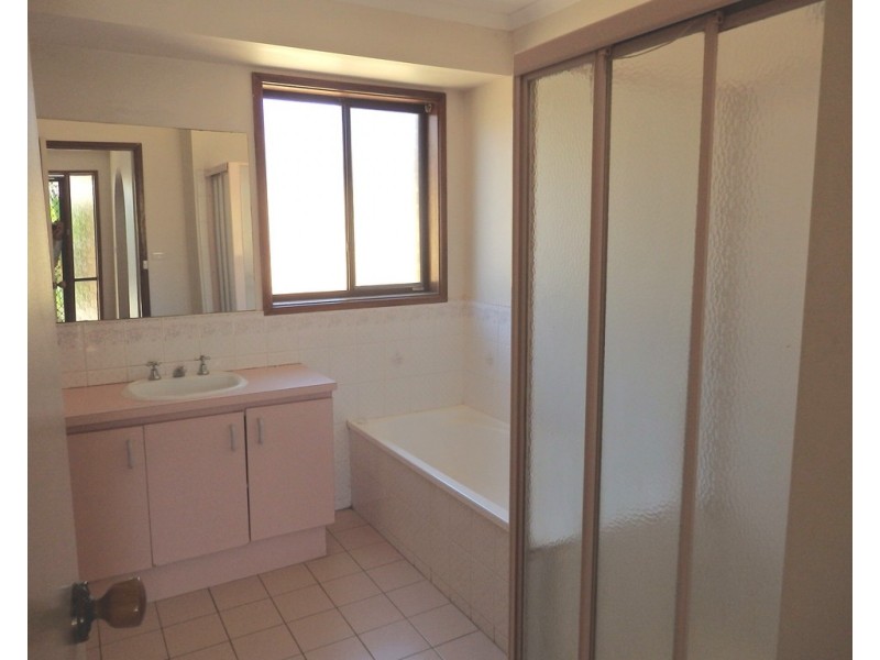 15 Ashford Close, Hampton Park VIC 3976