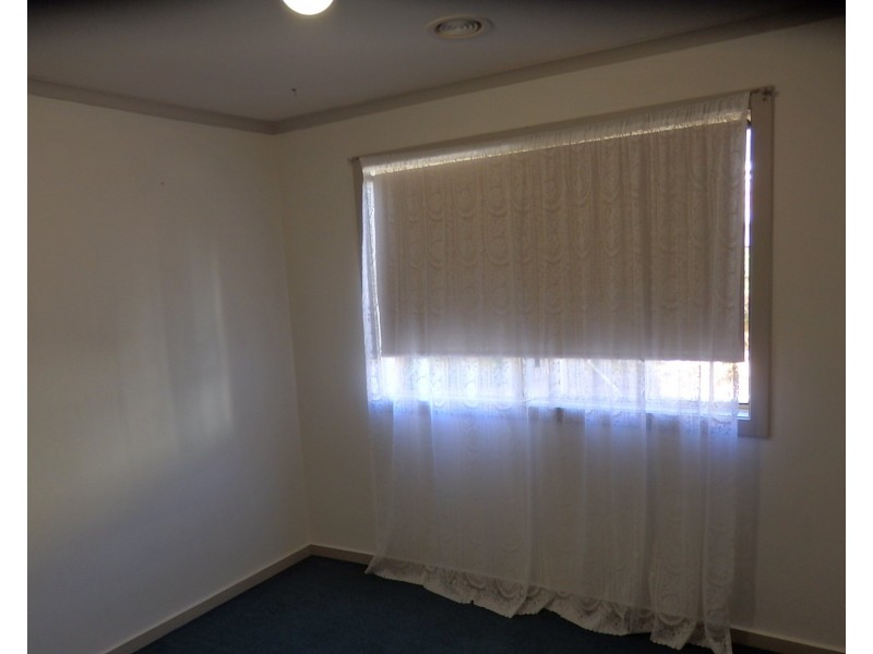 1/54 IVAN CRESCENT, Hampton Park VIC 3976