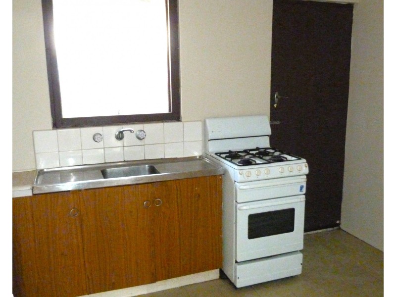 4/8 LATIMER STREET, Noble Park VIC 3174