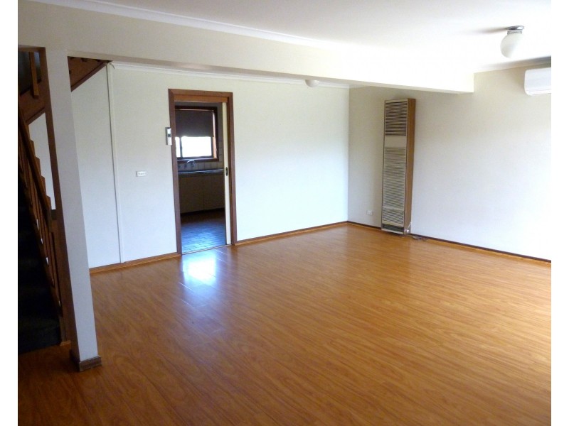 10/2-6 Belgrave Hallam Rd, Hallam VIC 3803