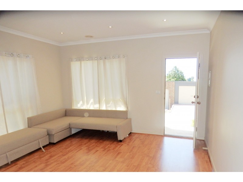 4 Anbar Mews, Hallam VIC 3803