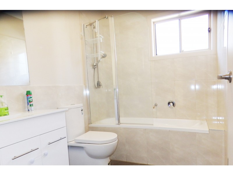 4 Anbar Mews, Hallam VIC 3803