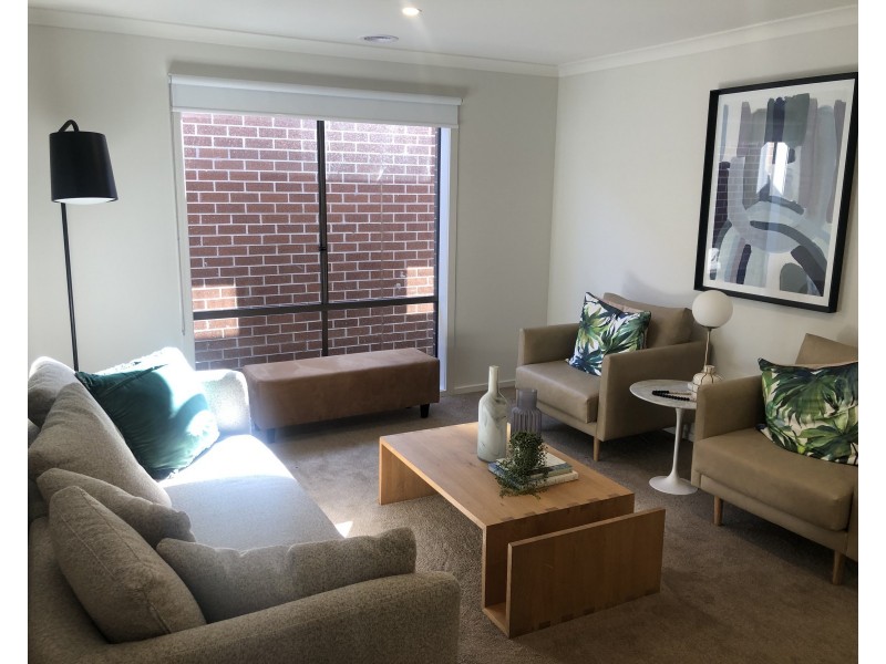 24 Switch street, Clyde VIC 3978