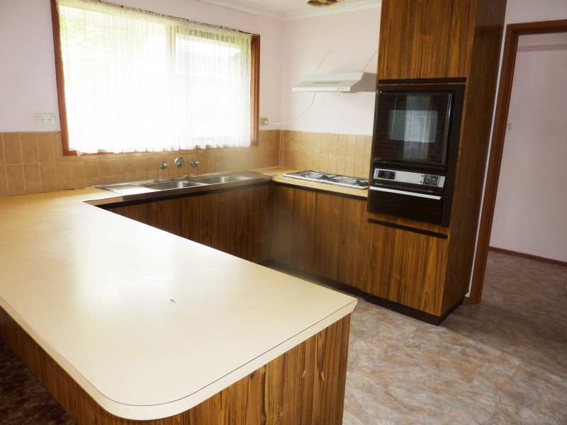14 Lynne Court, Hallam VIC 3803
