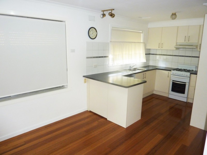 14 Philip Road, Hallam VIC 3803