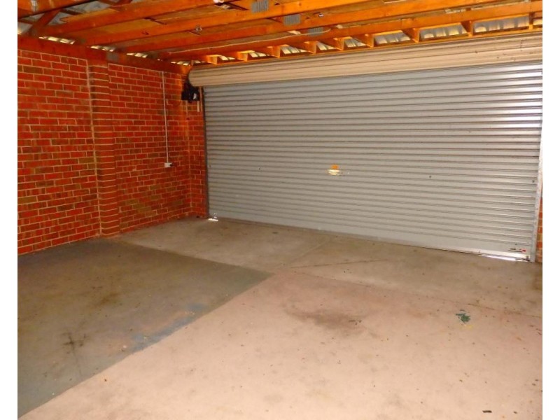3 Greenmantle Close, Cranbourne West VIC 3977