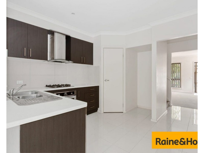 6/69-71 Frawley road, Hallam VIC 3803