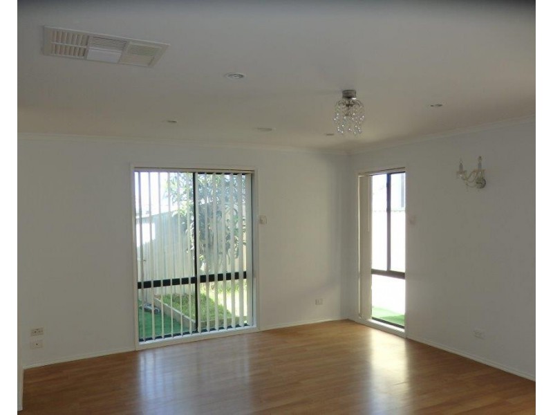 2 Redwood Avenue, Hampton Park VIC 3976