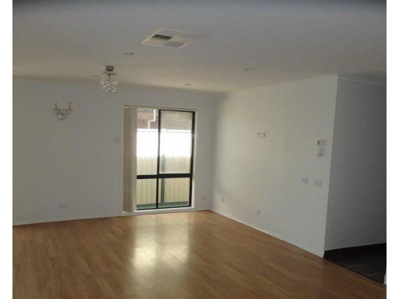 2 Redwood Avenue, Hampton Park VIC 3976