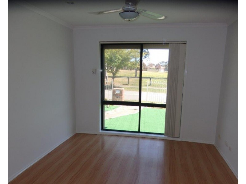 2 Redwood Avenue, Hampton Park VIC 3976