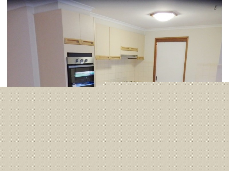 14 Leopold Crescent, Hampton Park VIC 3976