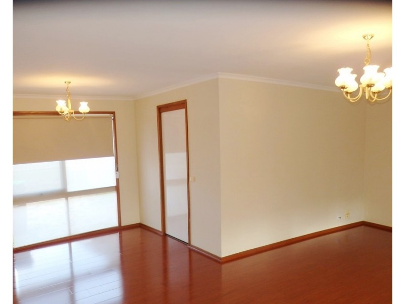 14 Leopold Crescent, Hampton Park VIC 3976