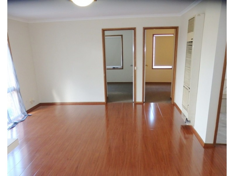 14 Leopold Crescent, Hampton Park VIC 3976