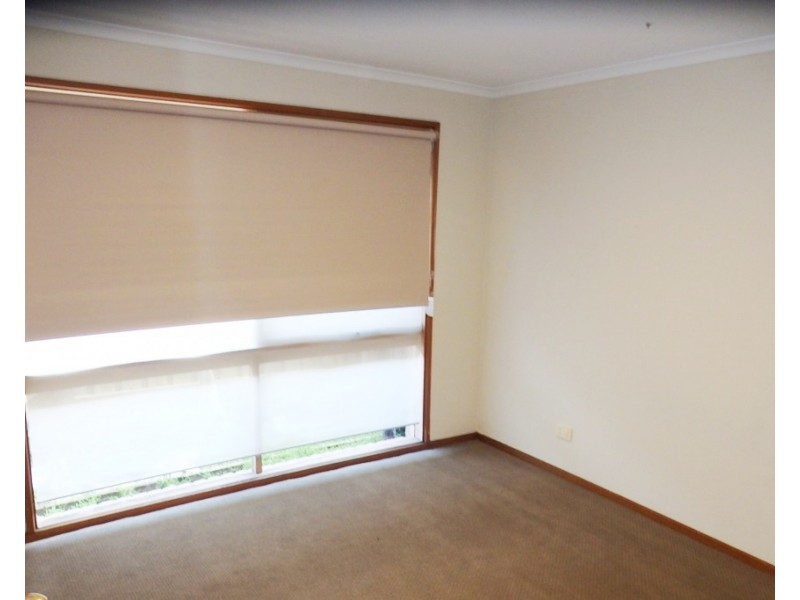 14 Leopold Crescent, Hampton Park VIC 3976