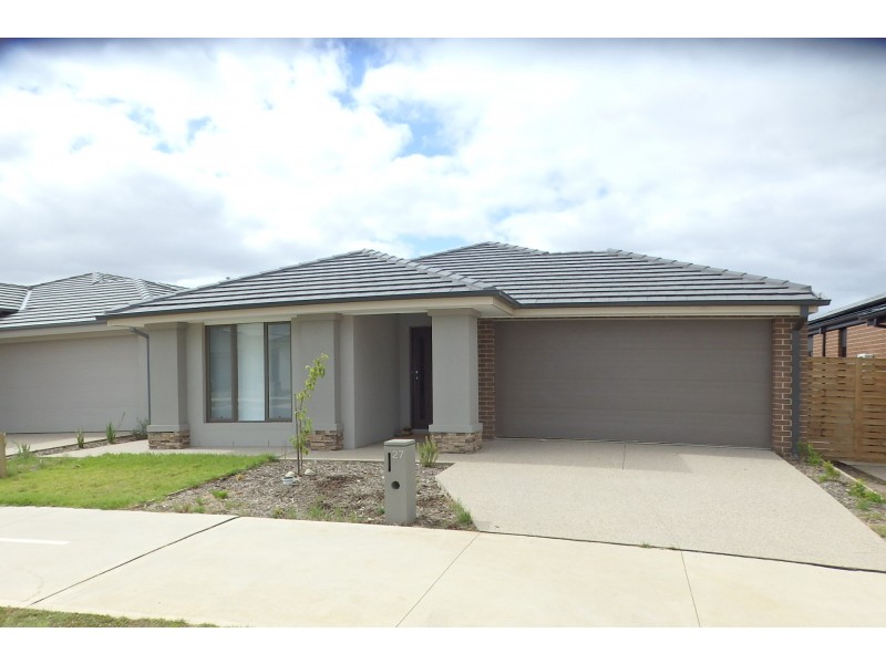 27 Heybridge Street, Clyde VIC 3978