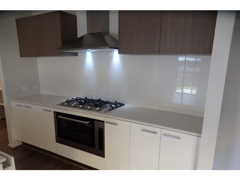 27 Heybridge Street, Clyde VIC 3978